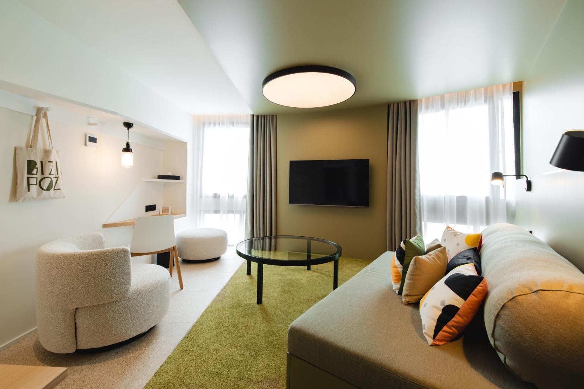 Bizipoz Hotel Сен Жан дьо Луз Екстериор снимка
